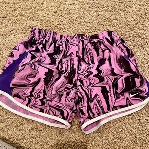Nike - Girls Shorts